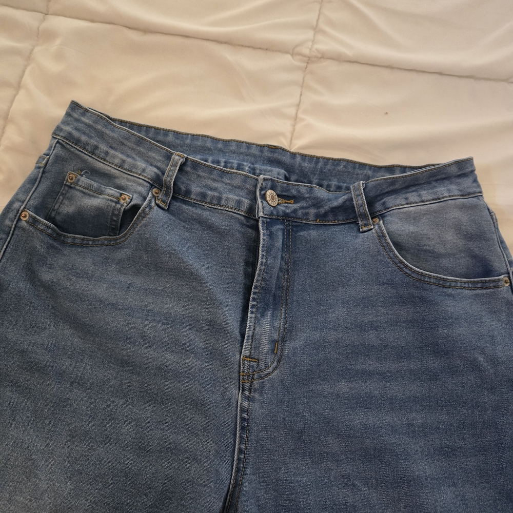 Wide Leg Blue Denim Jeans - Picture 3 of 6